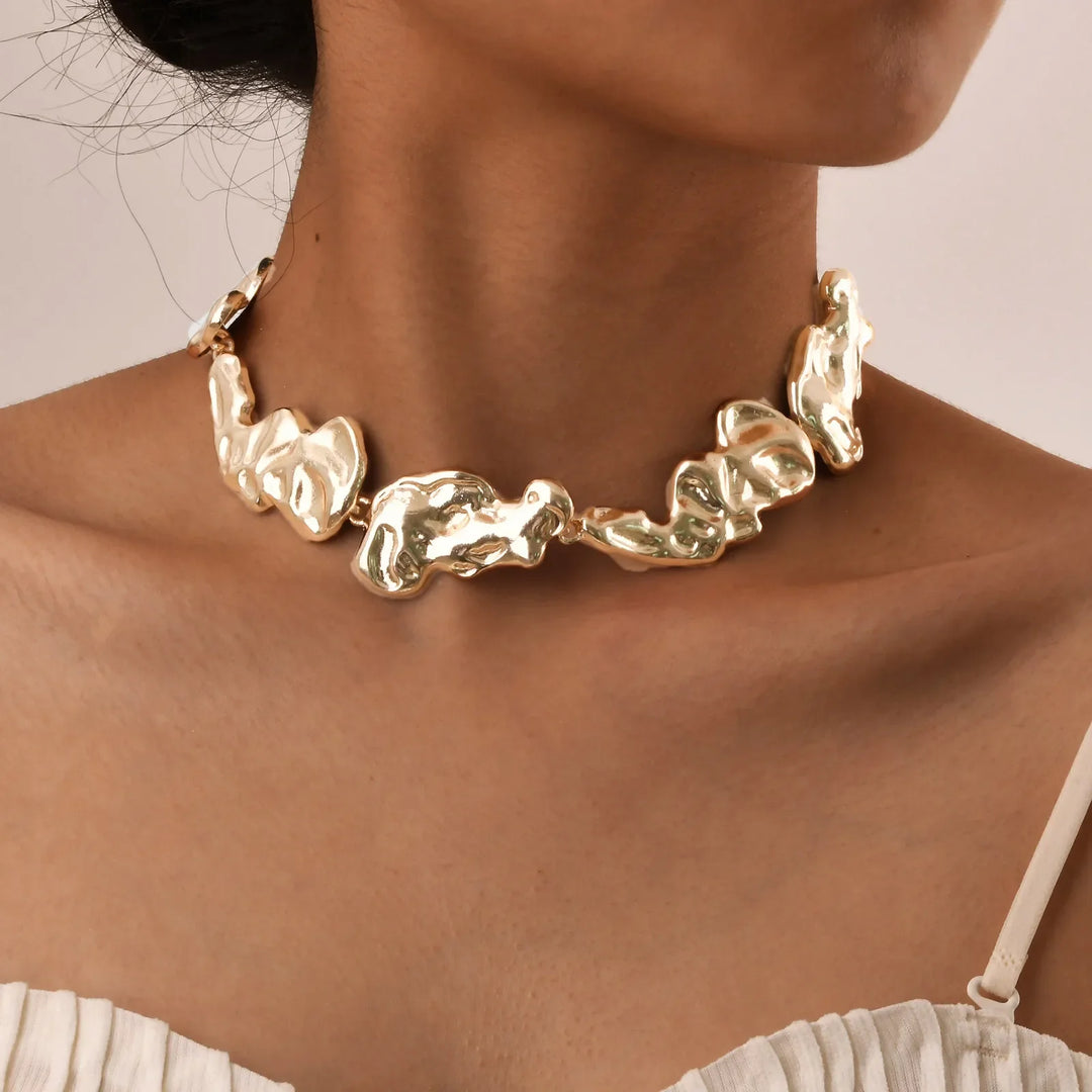 BowLift | Melted Lava Choker Necklace