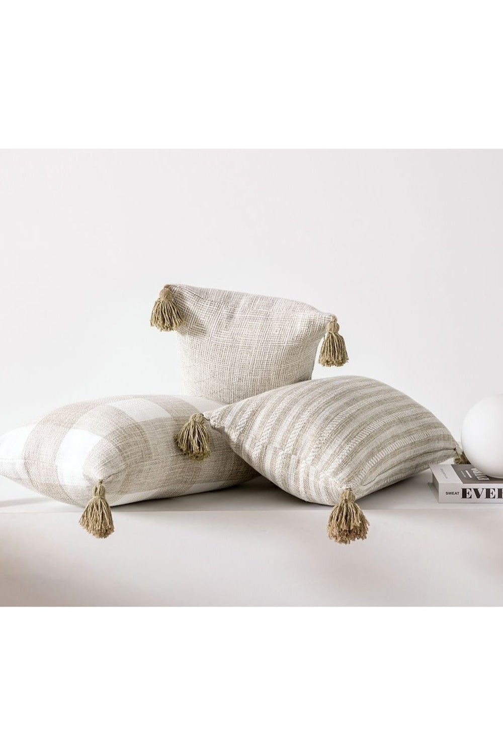 White Tassel Pillow Cover | Bowlift
