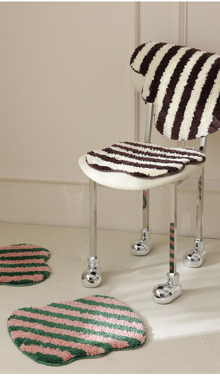 BowLift | Quilted striped chair cushion