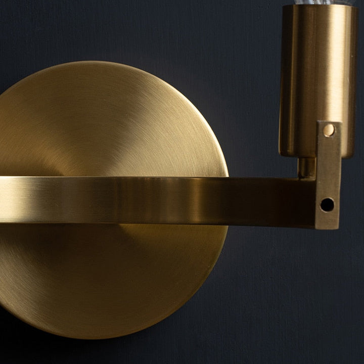 BowLift | Retro Wall Lamp with Warm Light and Classic Charm