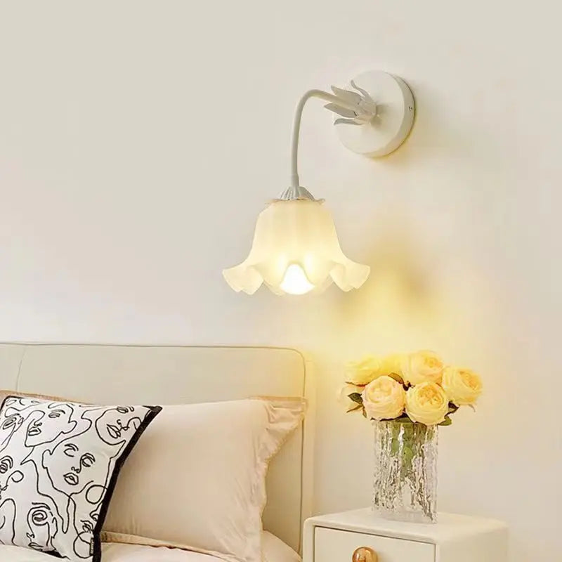 FrenchBloom - Elegant Wall Lamp with Flower Pattern Bowlift