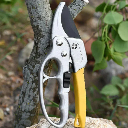 BowLift | Tree Wood Trimming Compact Gardening Hand Clippers