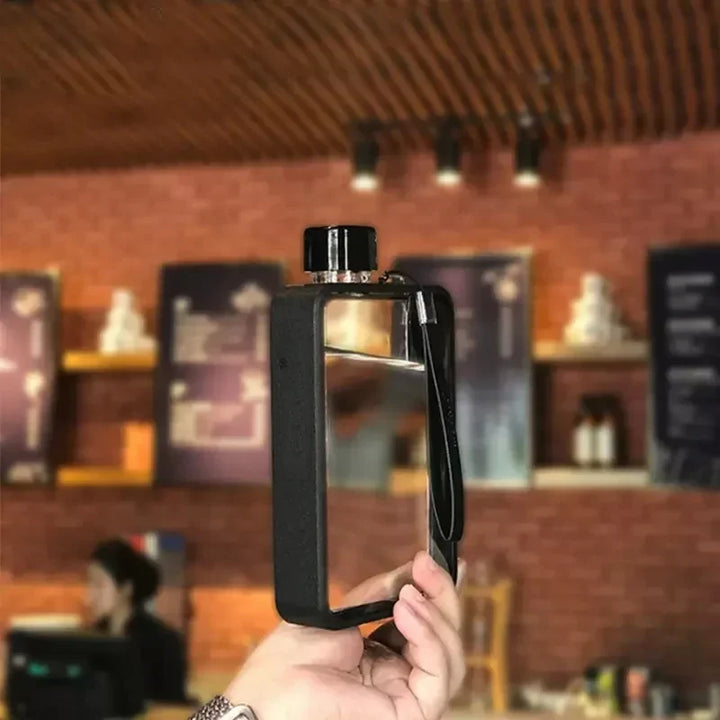 BowLift | Hydro Square Elegant Ergonomic Water Bottle
