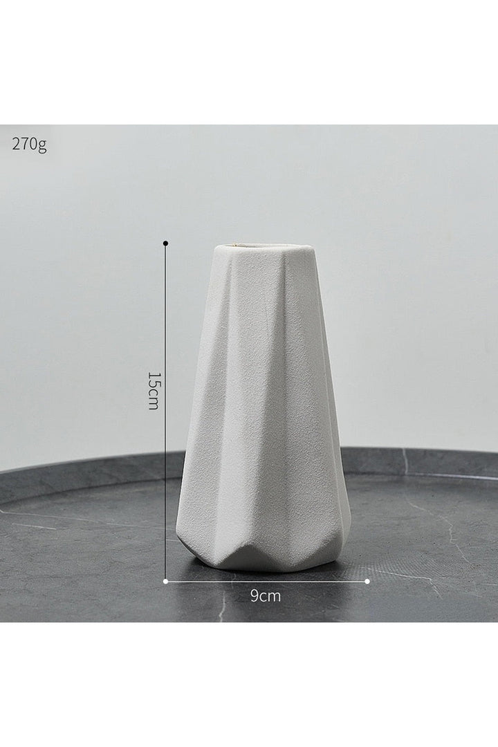 Ceramic vase - Light Academia | Bowlift
