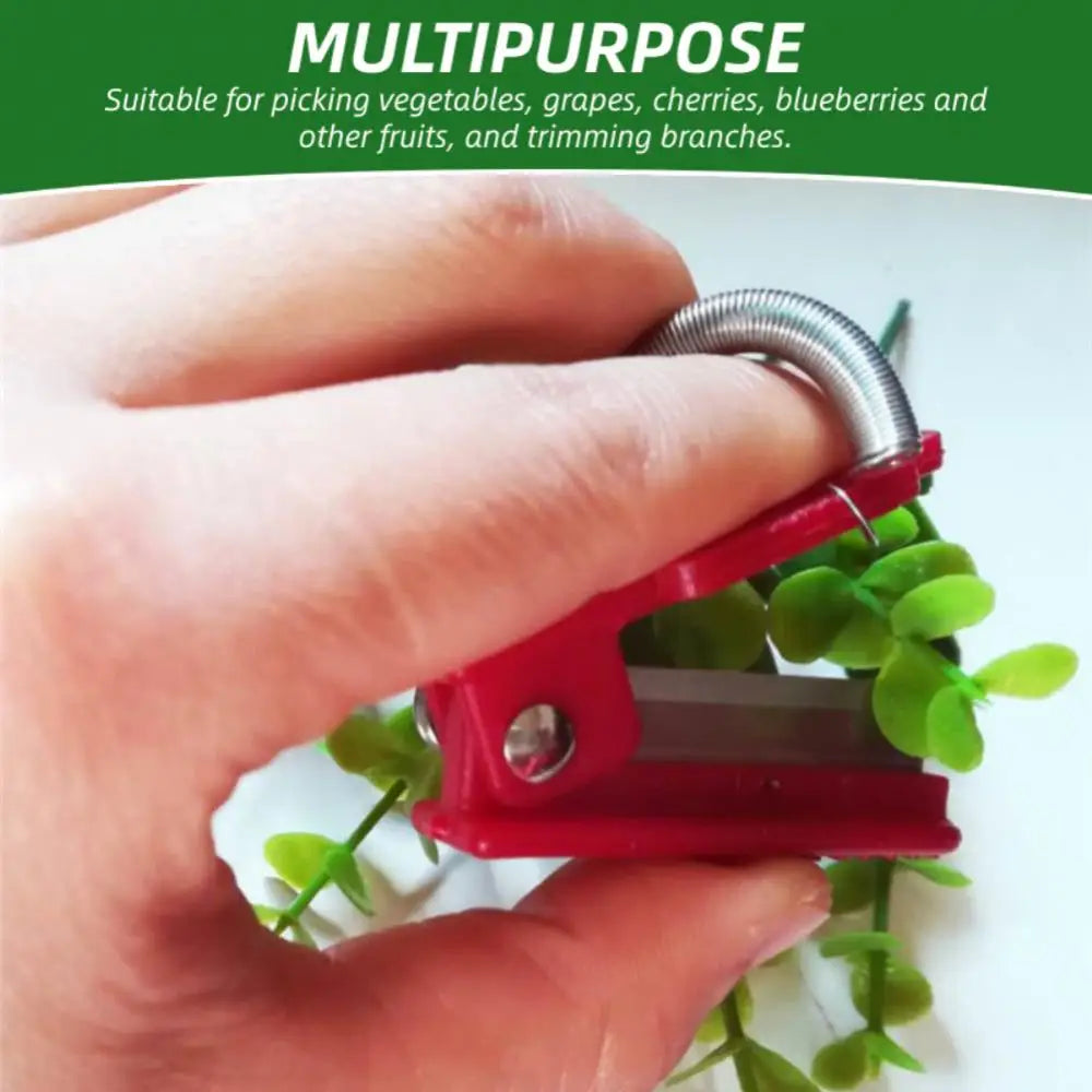 BowLift | Easy Vegetable Harvesting Thumb Knife Tool