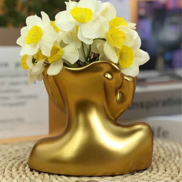 BowLift | Cheerful Lucky Flower Pot Sculpture