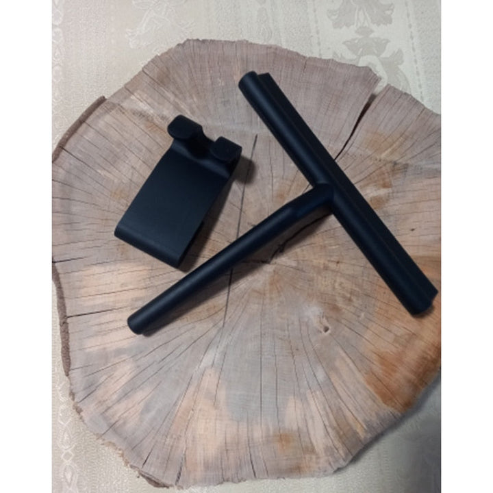 BowLift | Shower squeegee with hanging hook | Black | Convenient for the shower