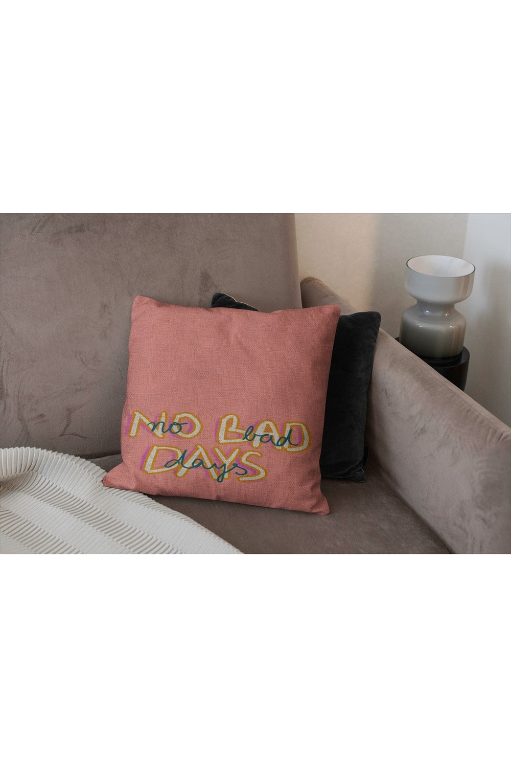Rosa Quadrat Decorative Pillowcase | Bowlift