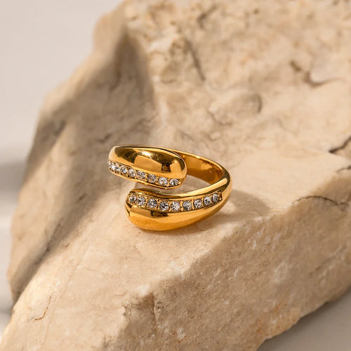 BowLift | Chunky Diamond Accented Wrap Ring