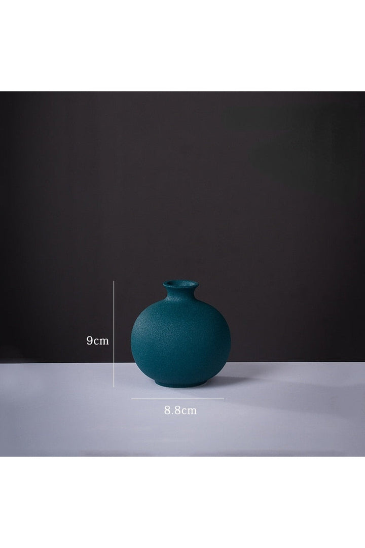 pastel-colored vases | Bowlift