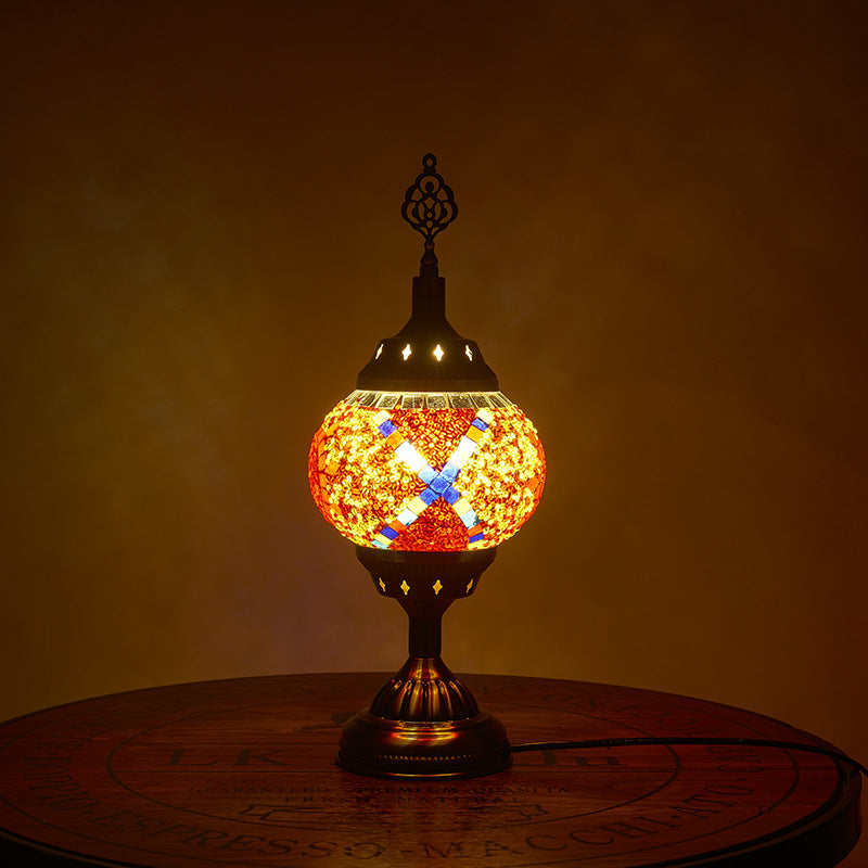 BowLift | Traditional Tiffany romantic oval iron enameled 1-light table lamp for the bedroom
