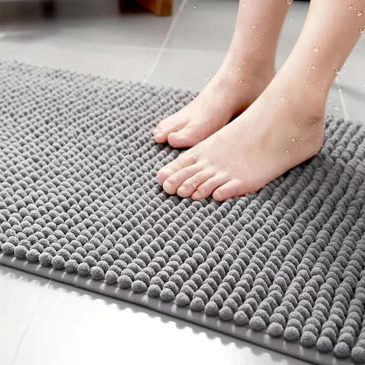 BowLift | Chenille Bath Mat with Non-Slip Backing