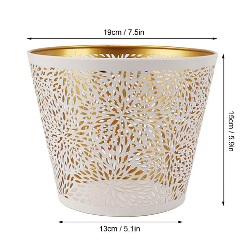 BowLift | Metal lampshade with gold pattern