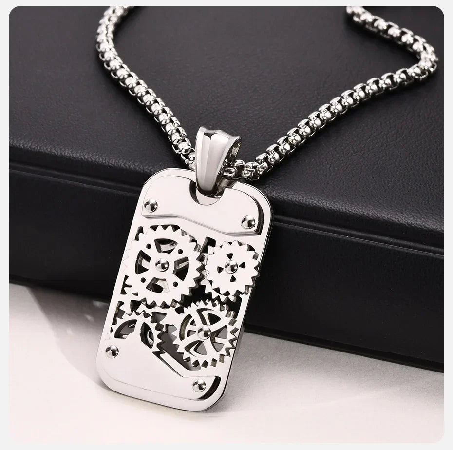 BowLift | Mechanical Gear Spinner Bold Necklace