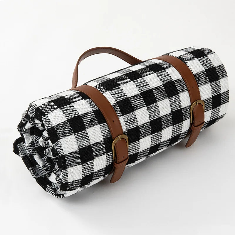 BowLift | Outdoor Plaid Picnic Blanket | Waterproof Foldable Mat