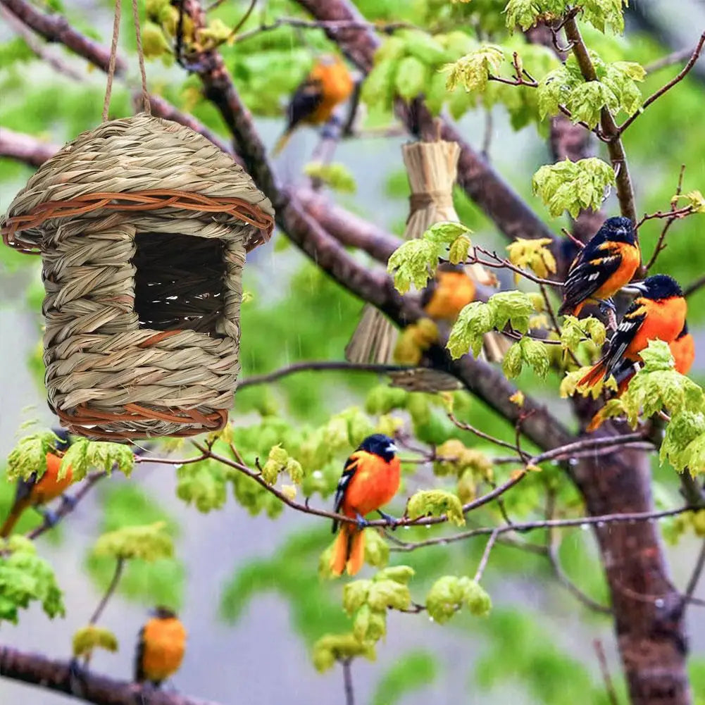 BowLift | Rustic Natural Wicker Outdoor Birdhouse