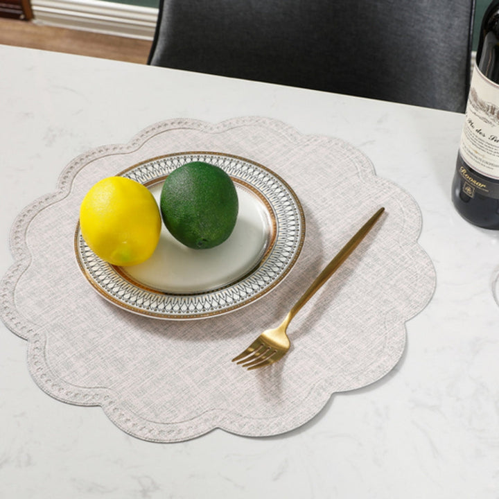 BowLift | Scalloped Waterproof Placemat
