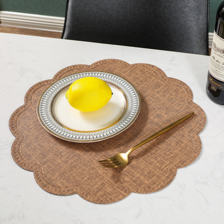 BowLift | Scalloped Waterproof Placemat