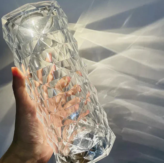 BowLift | LED lamp in crystal design