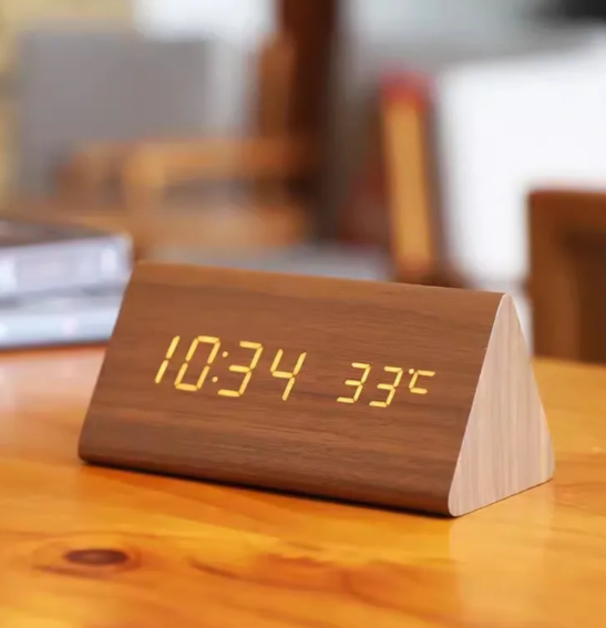 BowLift | LED wooden watch with voice activation