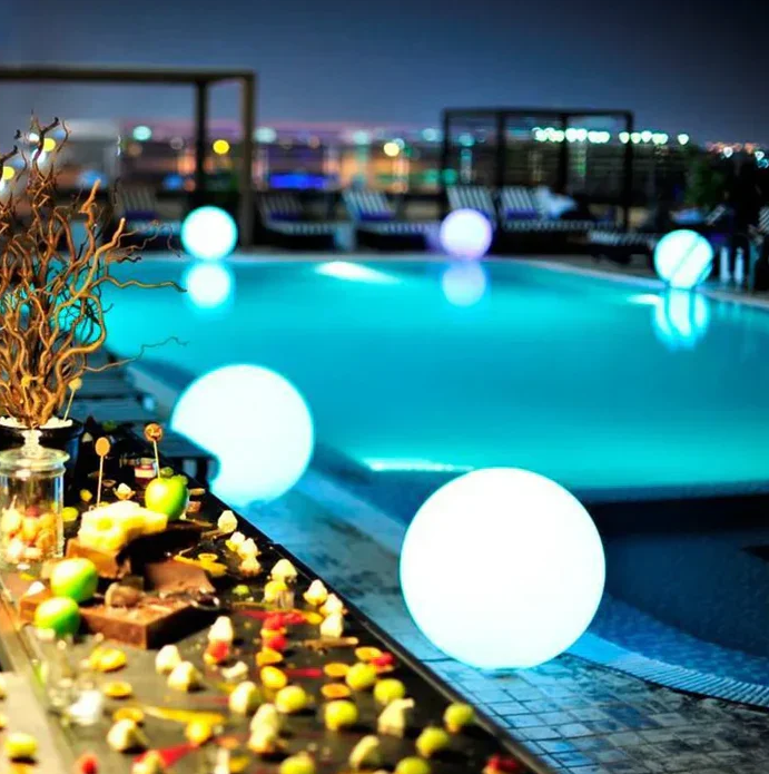 BowLift | Round Garden Lamp