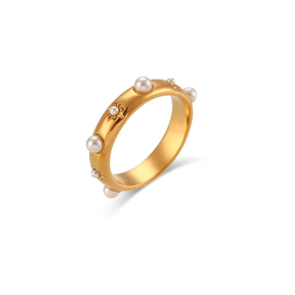 BowLift | 18k Star & Stone Embedded Ring