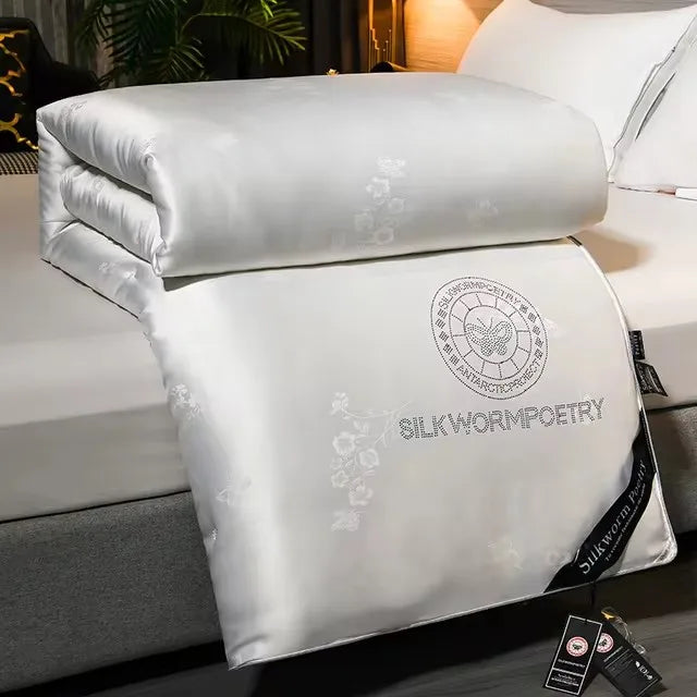 BowLift | Luxury Winter Duvet made of 100% Mulberry Silk