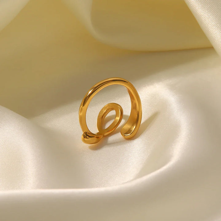 BowLift | 18k Curved Elegance Ring
