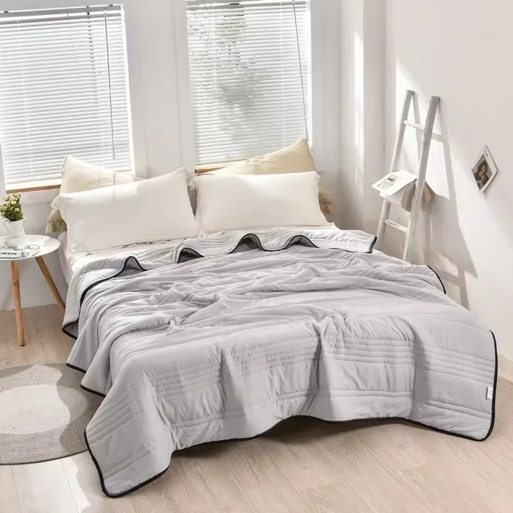 BowLift | Summer Lightweight Quilt Solid Color All Season Comforter for Double Bed