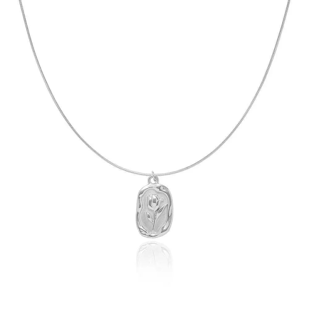 BowLift | Feminine Tulip Floral Pendant Necklace