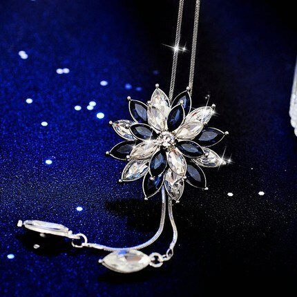 BowLift | Winter Sparkle Snowflake Necklace