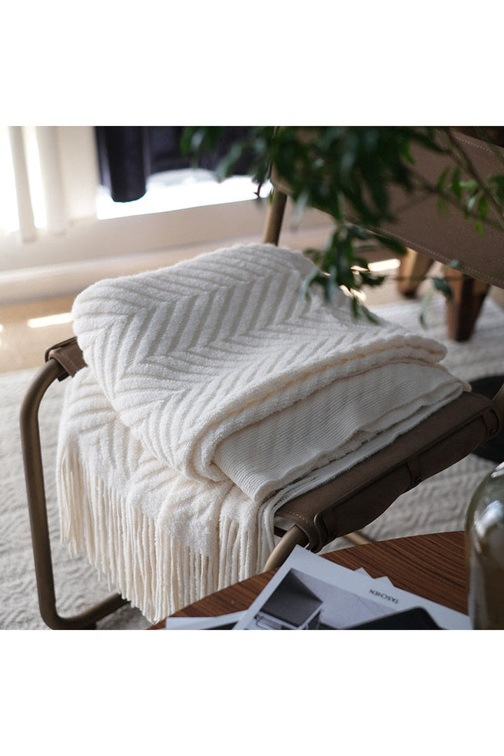 Zack Pattern Dark Academia Blanket | Bowlift