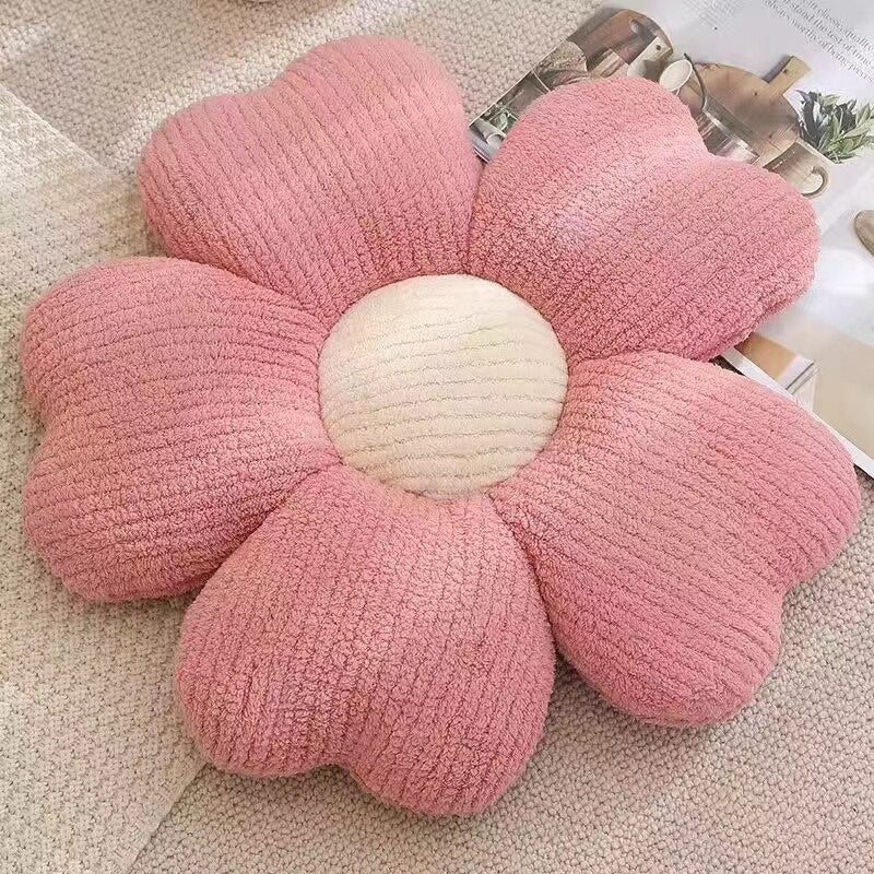BowLift | Fluffy Clover Flowers Pillow