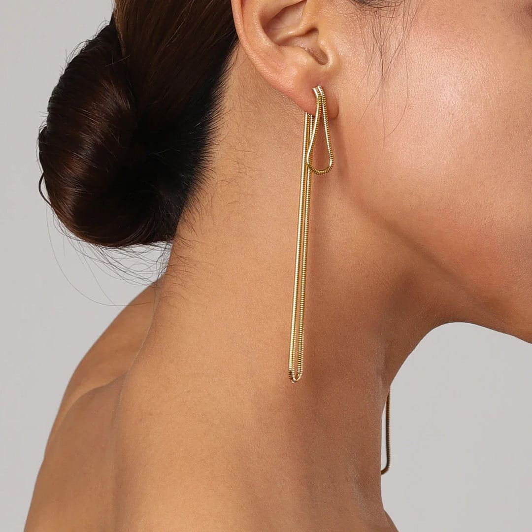 BowLift | Classy Snake Chain Tassel Stud Earrings