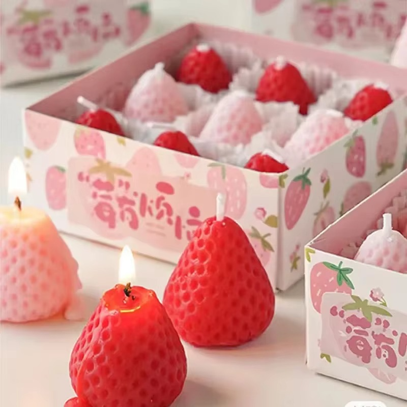 BowLift | Charming Strawberry Soy Wax Scented Candles - Aromatherapy & Decorative