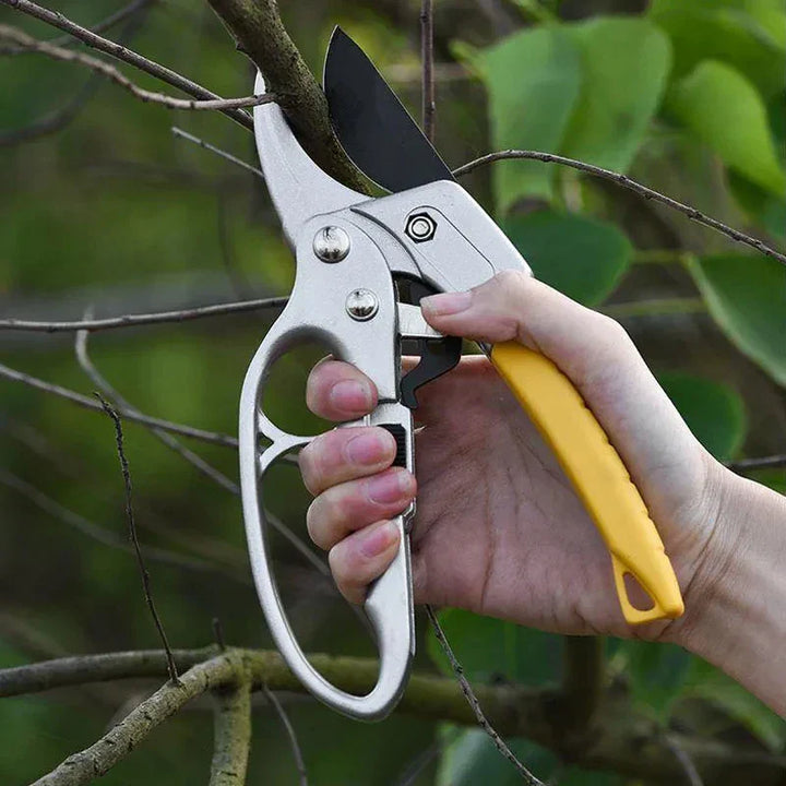 BowLift | Tree Wood Trimming Compact Gardening Hand Clippers