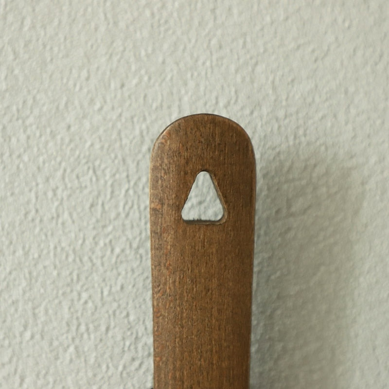 BowLift | Wood long handle magnetic shoehorn