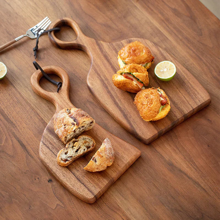 BowLift | NutriCraft – Luxurious walnut cutting board with double-sided functionality for kitchen and presentation