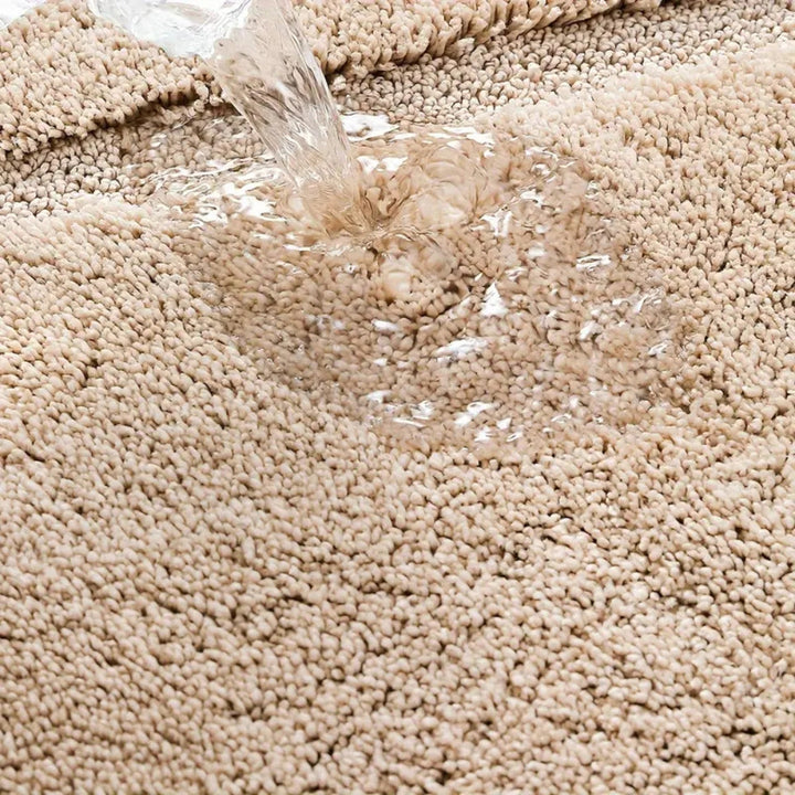BowLift | Snug Step Oval Bath Mat