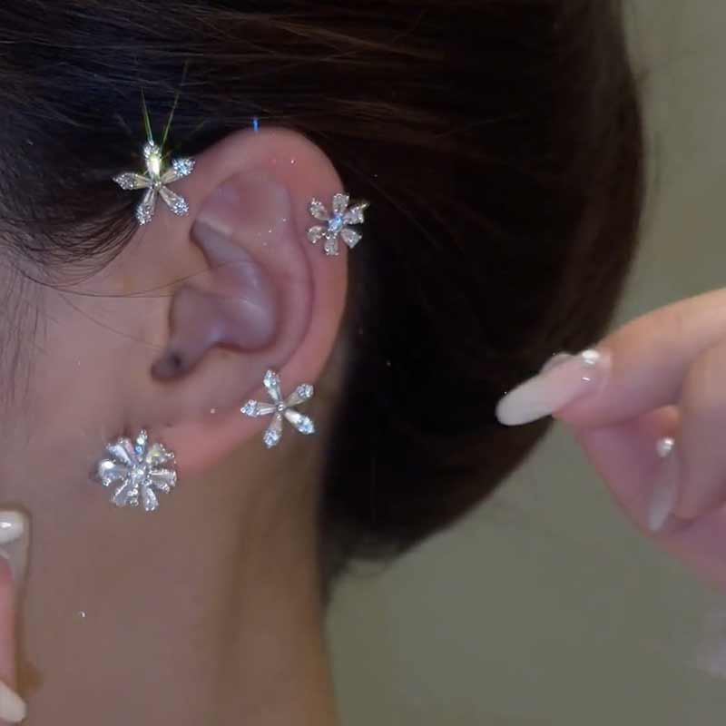 BowLift | Spinning Snowflake Earrings