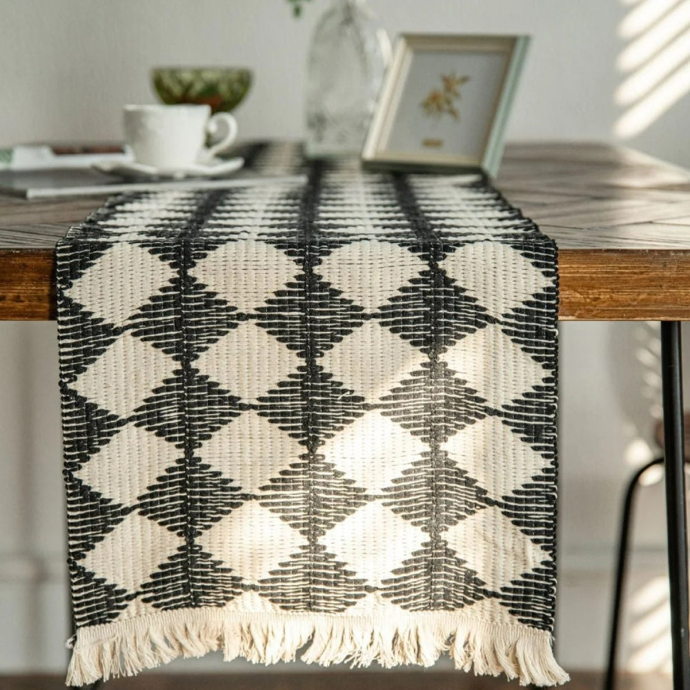 BowLift | Stitching Tassel Diamond Table Runner