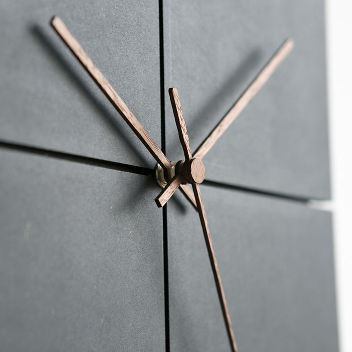 BowLift | Virona – Stylish Modern Wall Clock with Silent Quartz Movement | Elegant Design for Any Interior