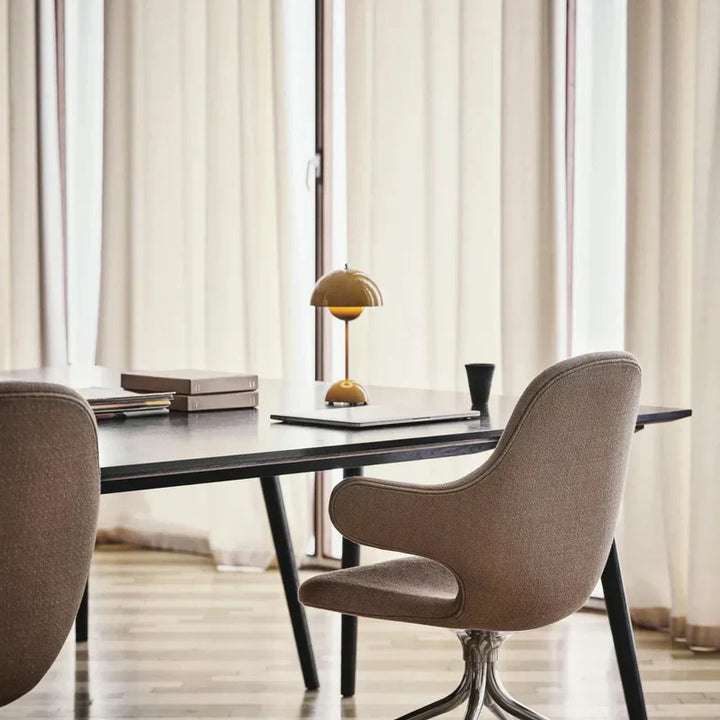 BowLift | LED lamp with Warm, Elegant Light