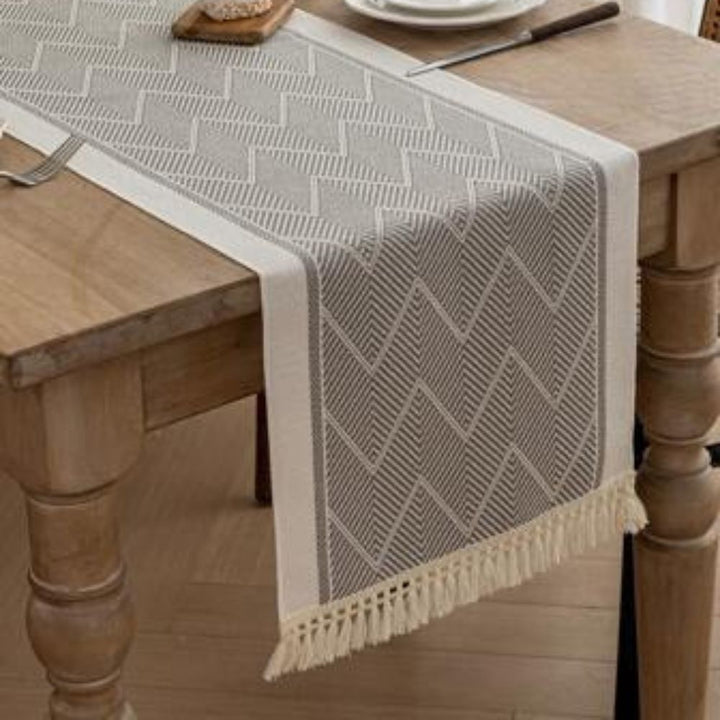 BowLift | Zigzag Loom Table Runner