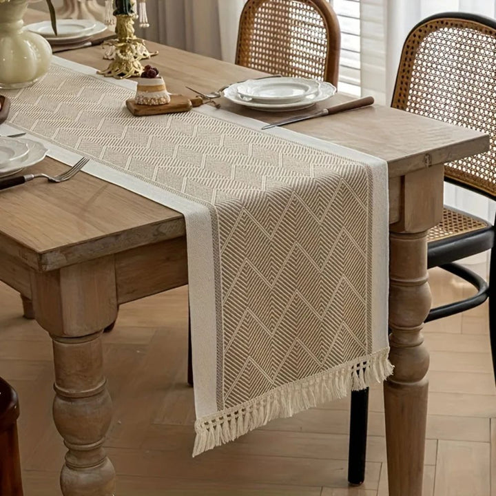 BowLift | Zigzag Loom Table Runner
