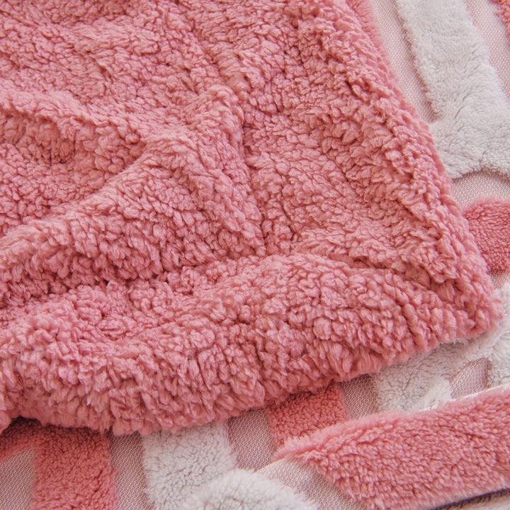 BowLift | Zyra Double Layer Geometric Throw Blanket