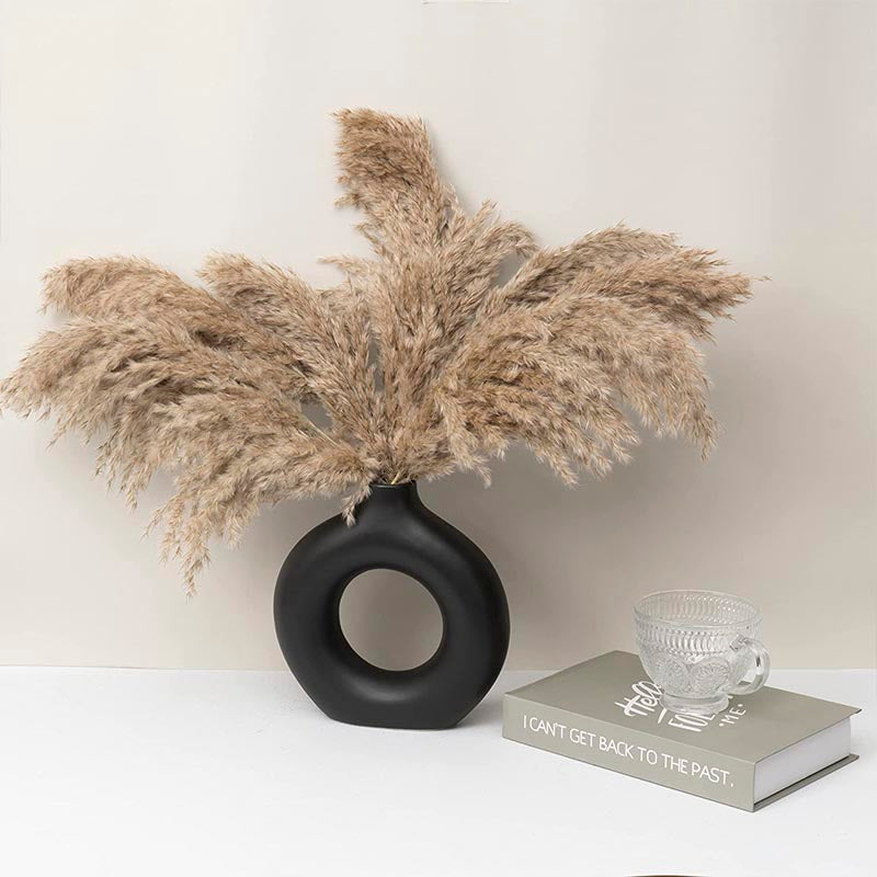 BowLift | Minimalist Circular Ceramic Vase