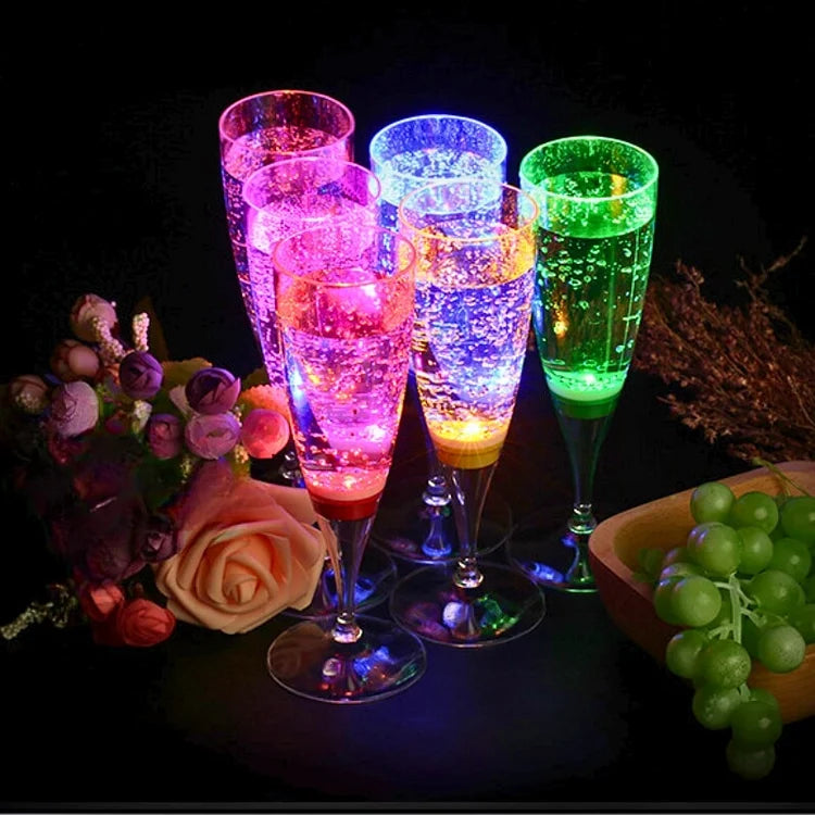 GlowSip - LED-lit wine glass set (6 pieces) Bowlift