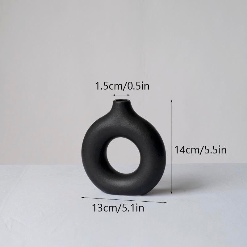 BowLift | Minimalist Circular Ceramic Vase
