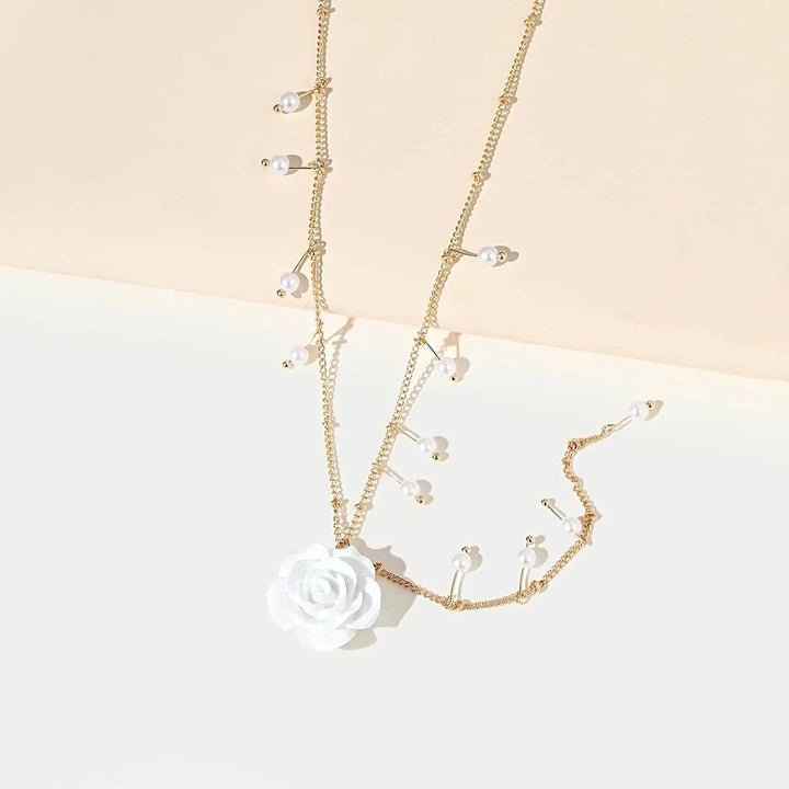BowLift | Blanc La Floral Necklace
